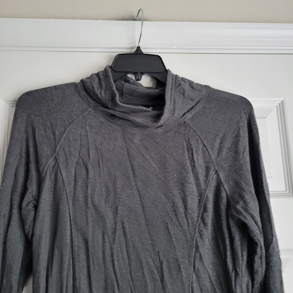 Yogalicious Long Sleeve Top - Picture 3 of 10